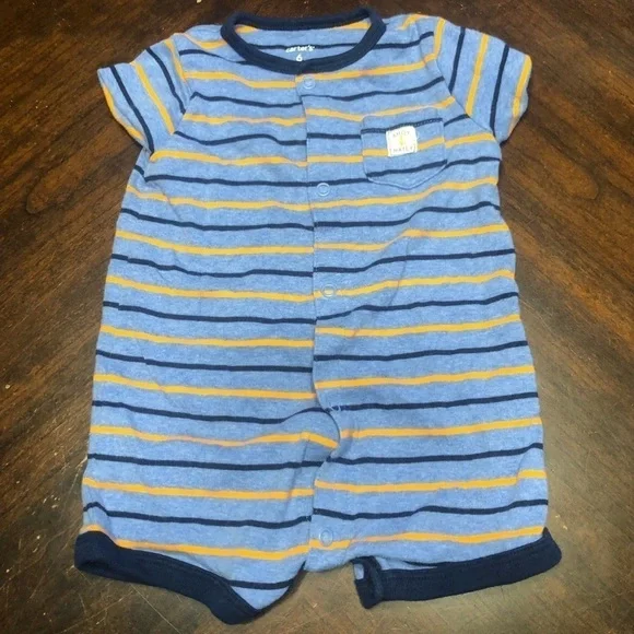 2 Carter’s Size 6 Month Rompers - Picture 7 of 8